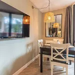 Mc Tourisme - Splendide & Cosy Appartement Avec Piscine, Tennis & Parking